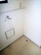 写真は302号室です（参考） プモリハイツ南館