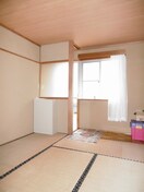 写真は101号室です。 シティハイツマスダ