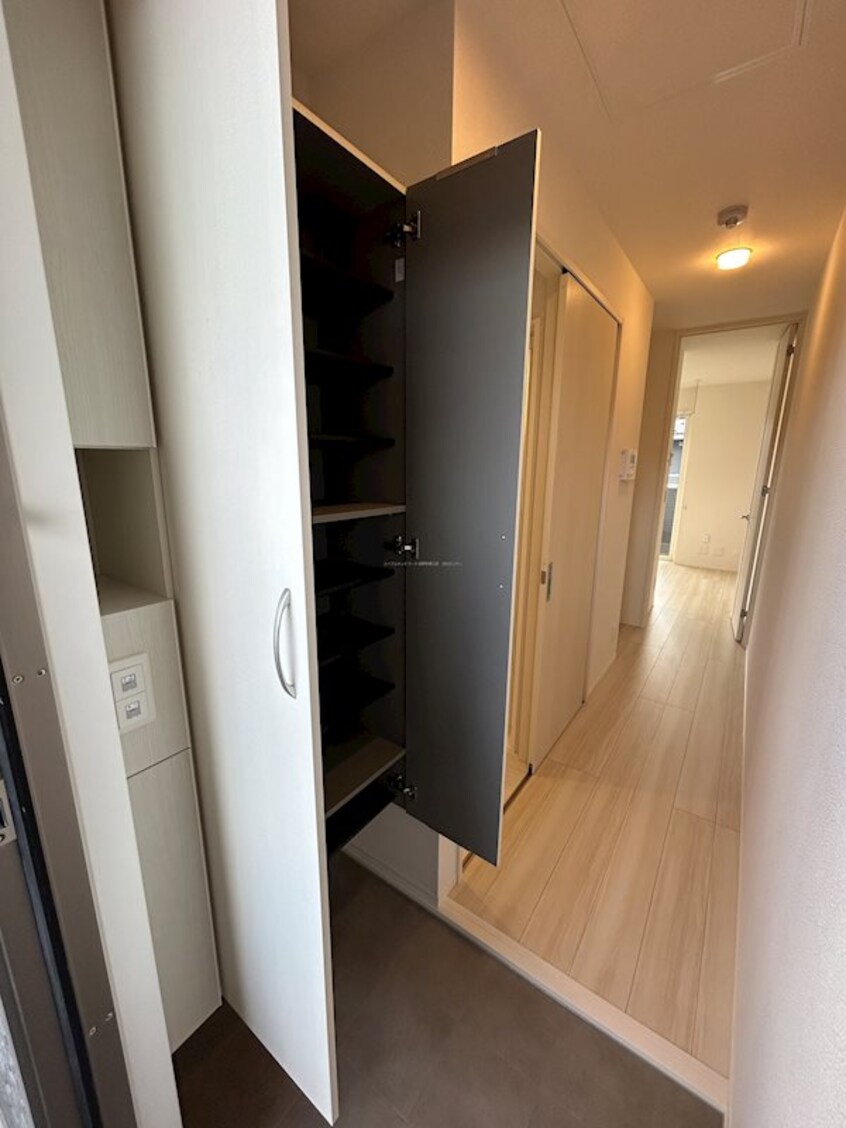  リヴェール中御所C