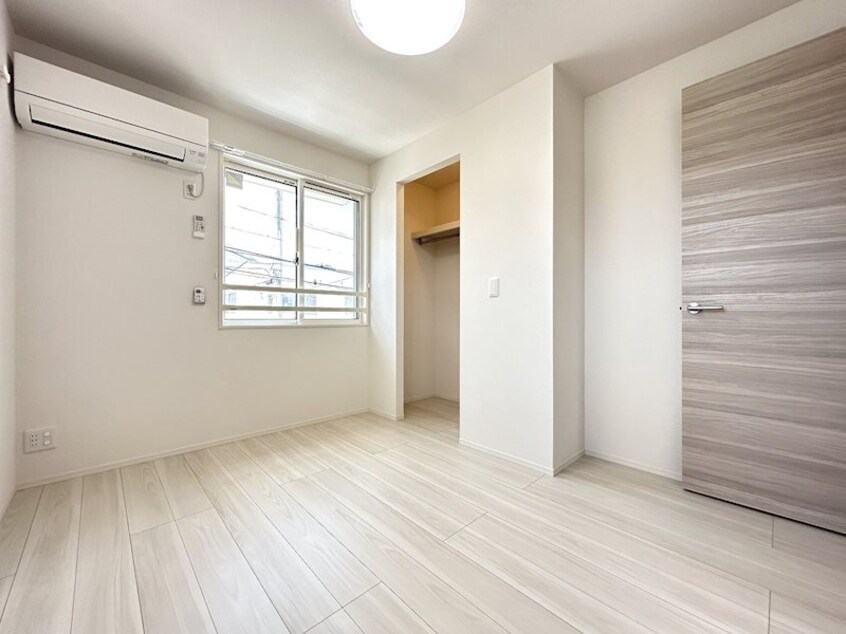  トリシア中御所