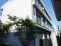 シティコート岩石　西館