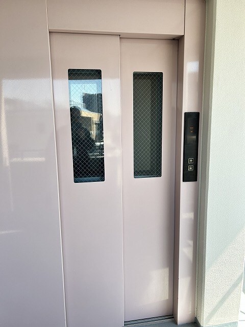  ロンドン東口ビル