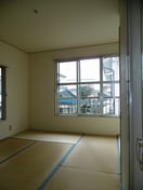 ※写真は別号室です（参考） ハウス深山