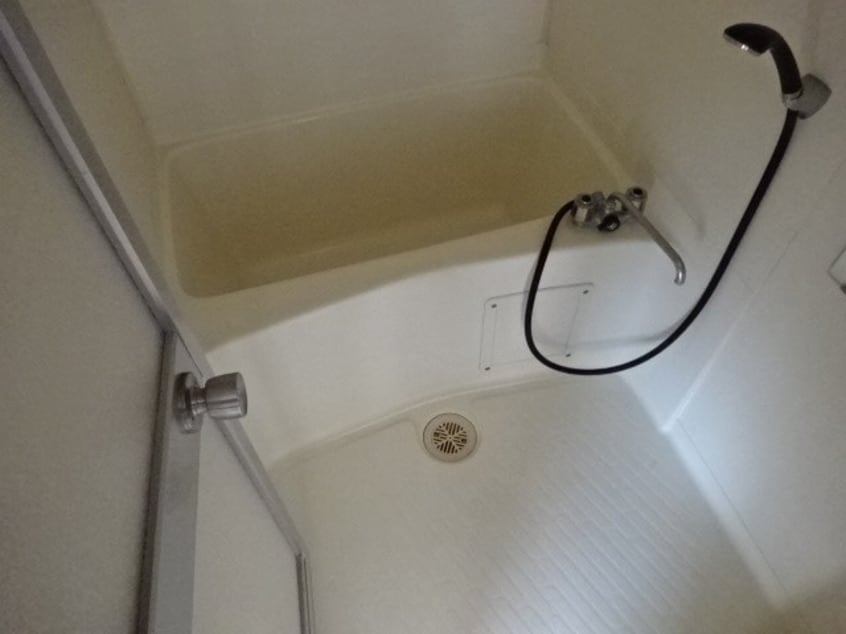 写真は203号室です（参考） 美多里マンション