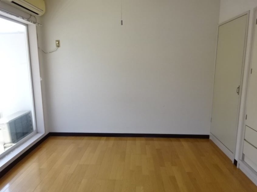 写真は203号室です（参考） 美多里マンション