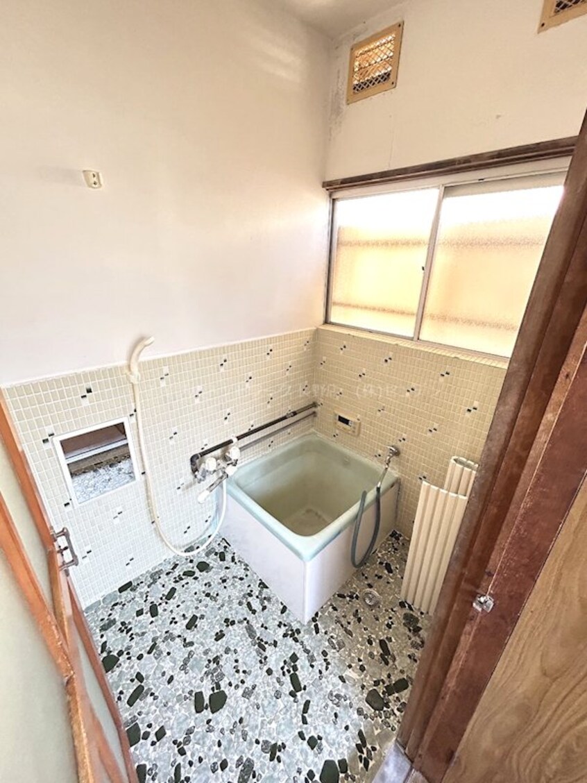  佐治木様貸家B棟