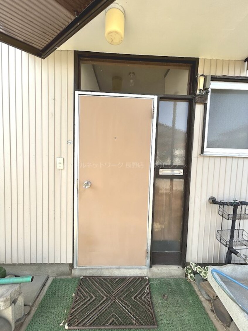  佐治木様貸家B棟