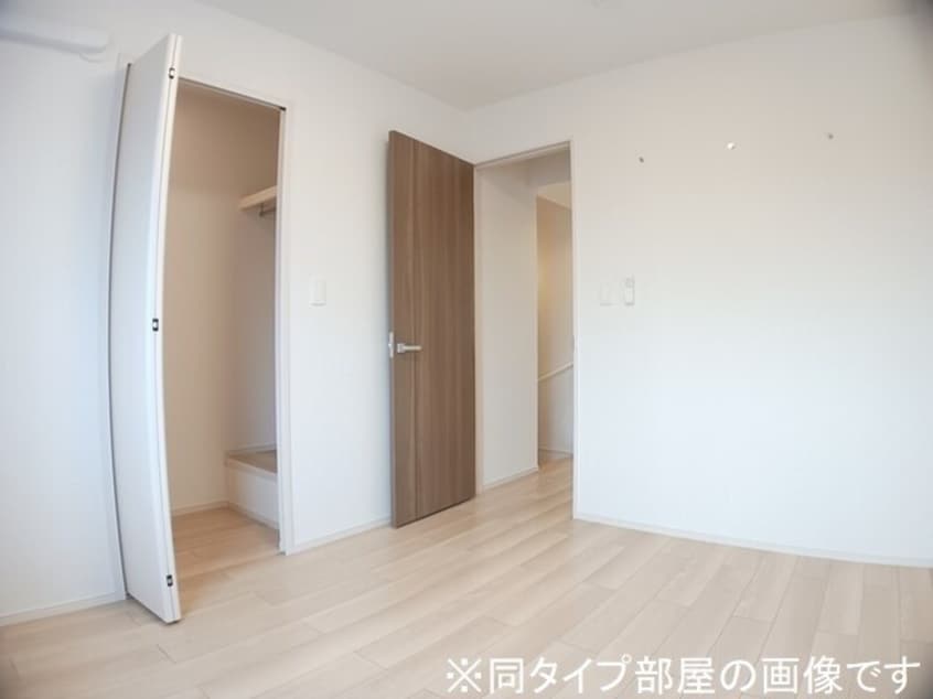  メゾンラテ稲葉