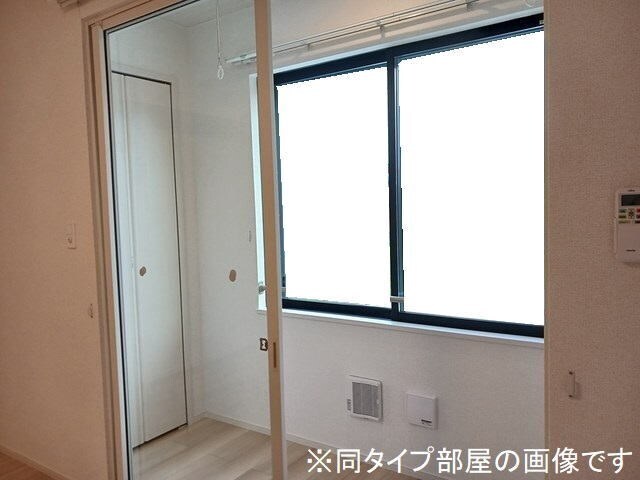  メゾンラテ稲葉