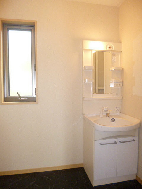  長野電鉄長野線/善光寺下駅 徒歩18分 1-2階 築20年