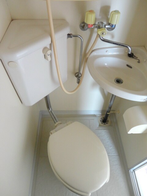 写真は103号室 グリーンハイツ高野