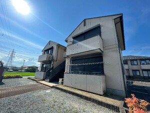 ハートヒルズ中川C