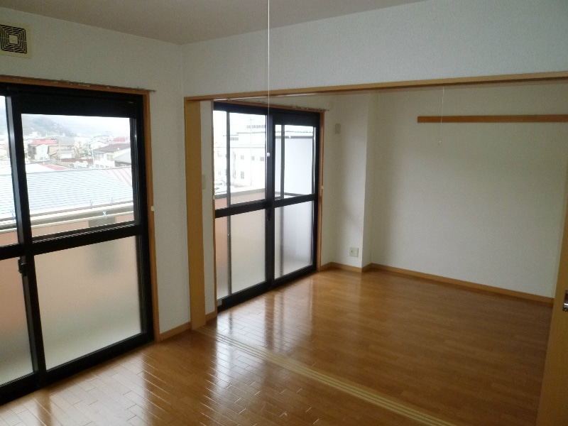 写真は類似部屋 ビュー城門Ｃ