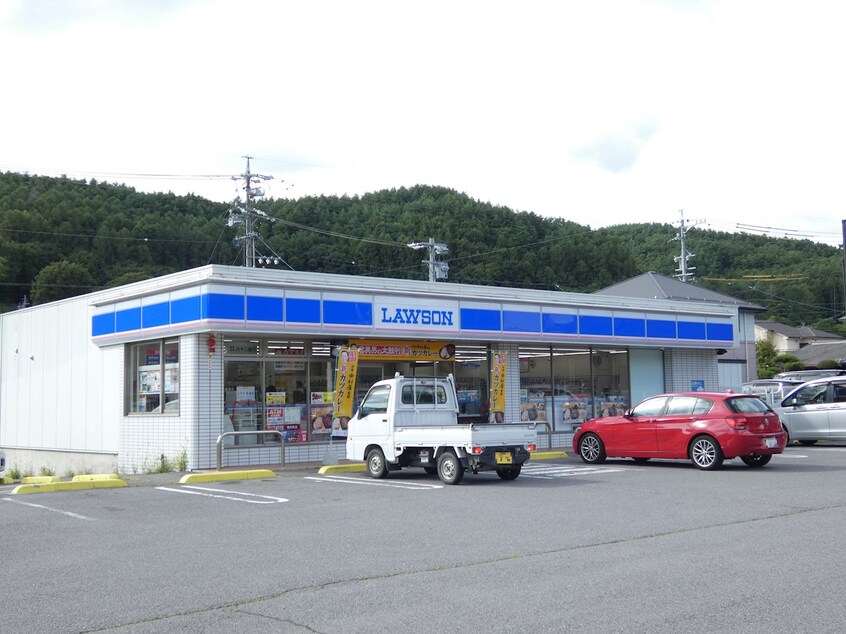ﾛｰｿﾝ 茅野米沢店(コンビニ)まで783m ファミリーコーポ