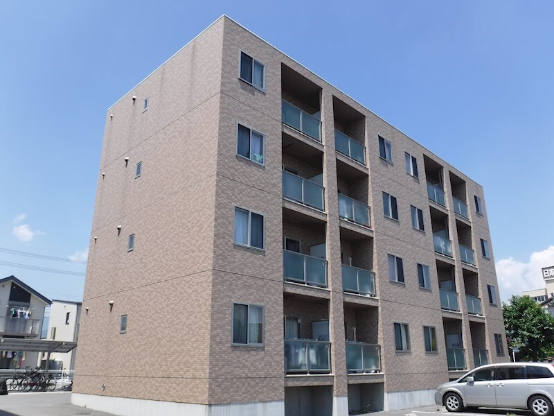  ホワイトピアニーイースト