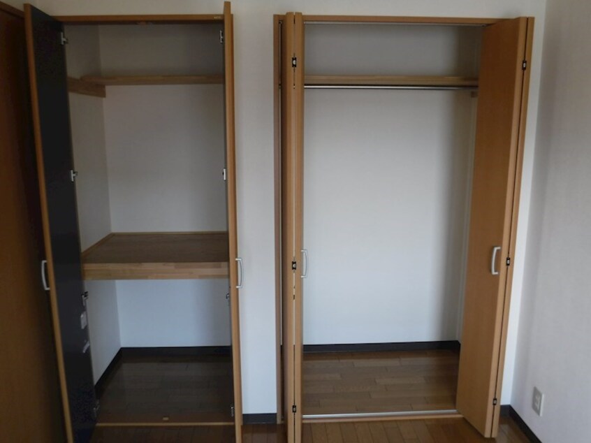  ホワイトピアニーイースト