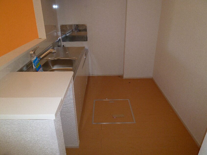  リバーサイド・フジB