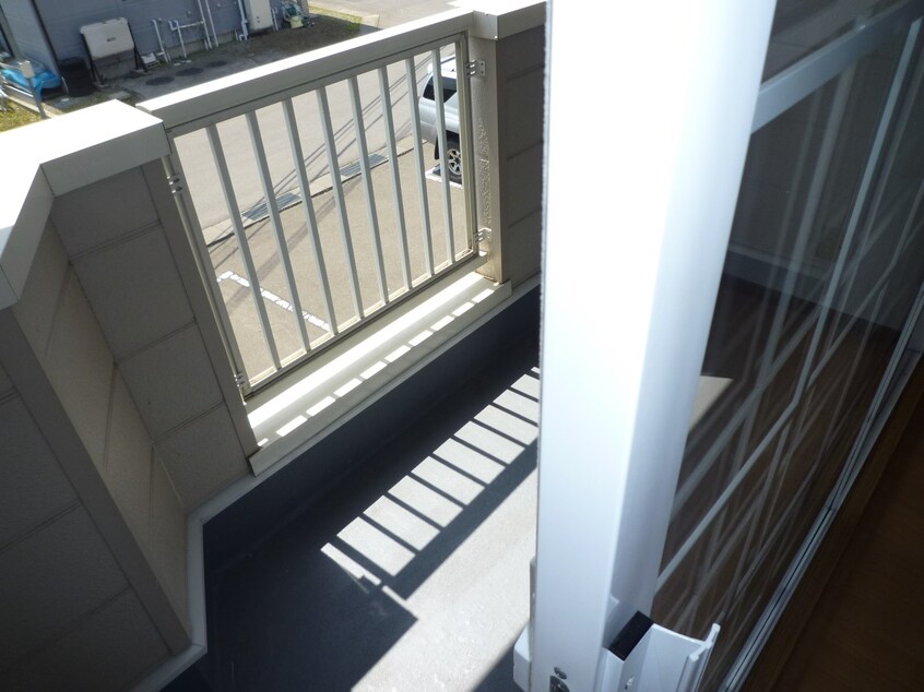  フラワーサンヒルズB