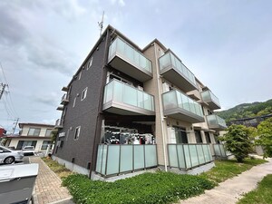 アヴィランスコート清水