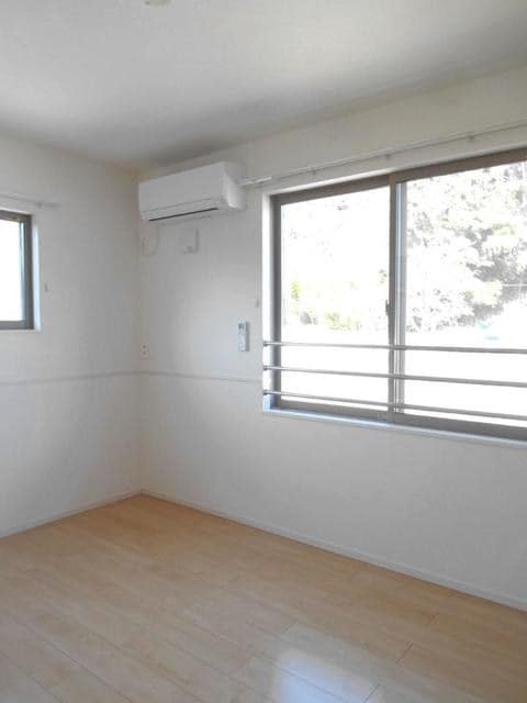  イースト・カーサＣ