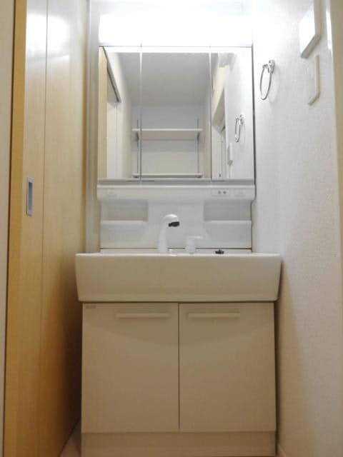  イースト・カーサＣ