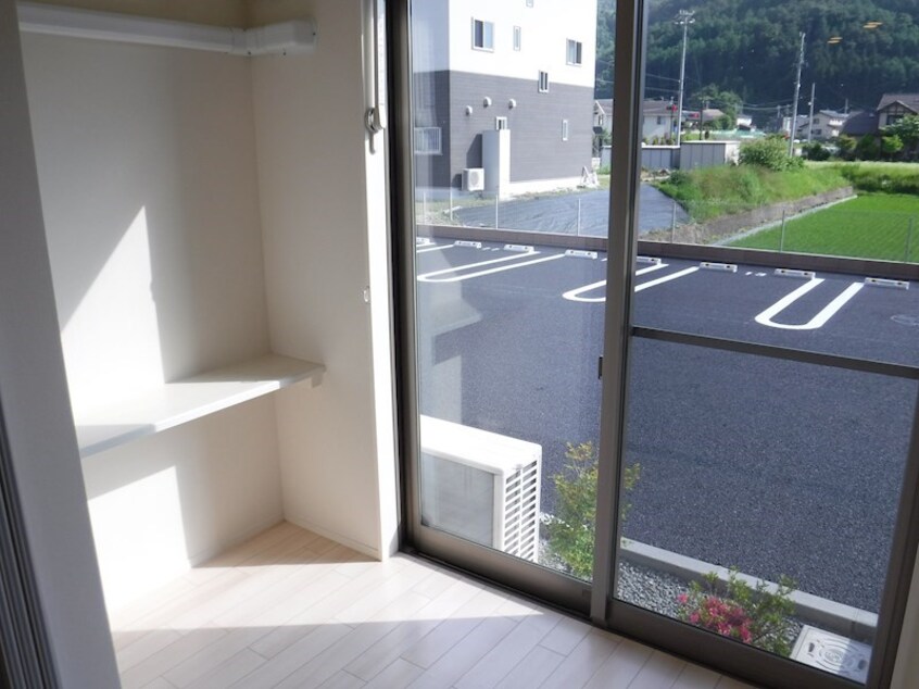 類似部屋写真 シェーネ　フォルム