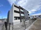 シャーメゾン春の宮の外観