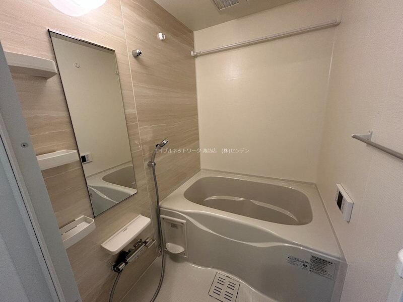  サニーガーデンR　B