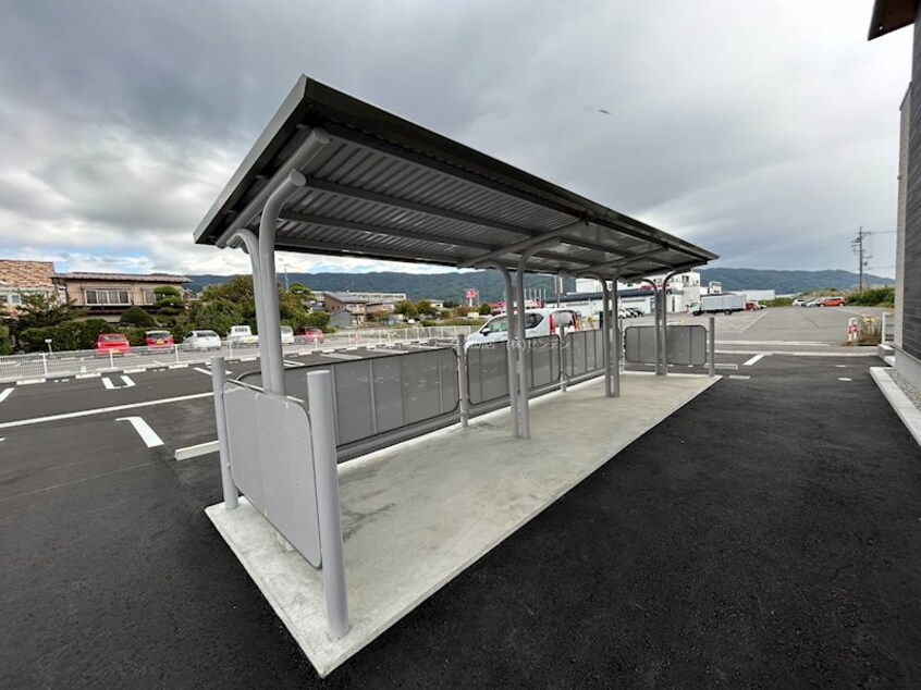  サニーガーデンR　B