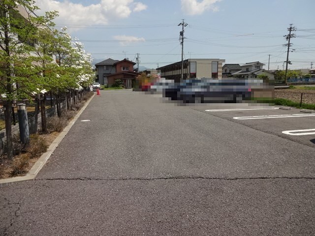  アドバンス・エム