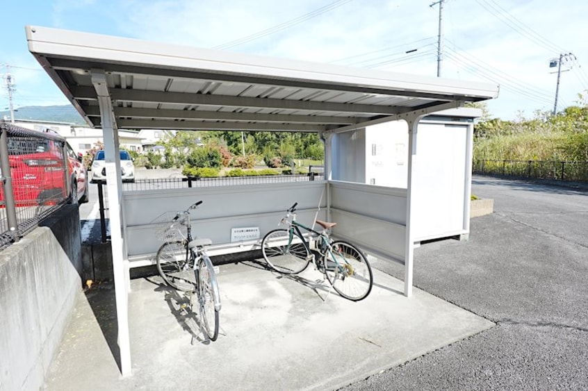  サンリットヒルズB