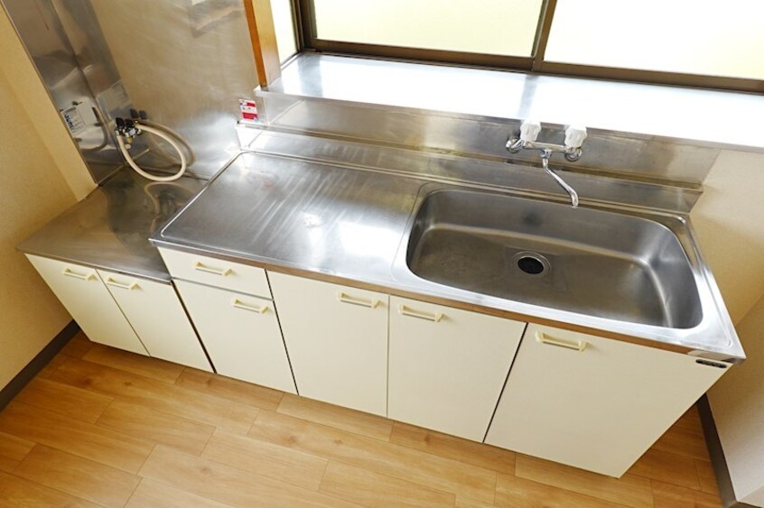  コーポアザレア