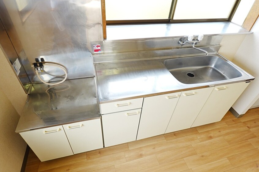  コーポアザレア