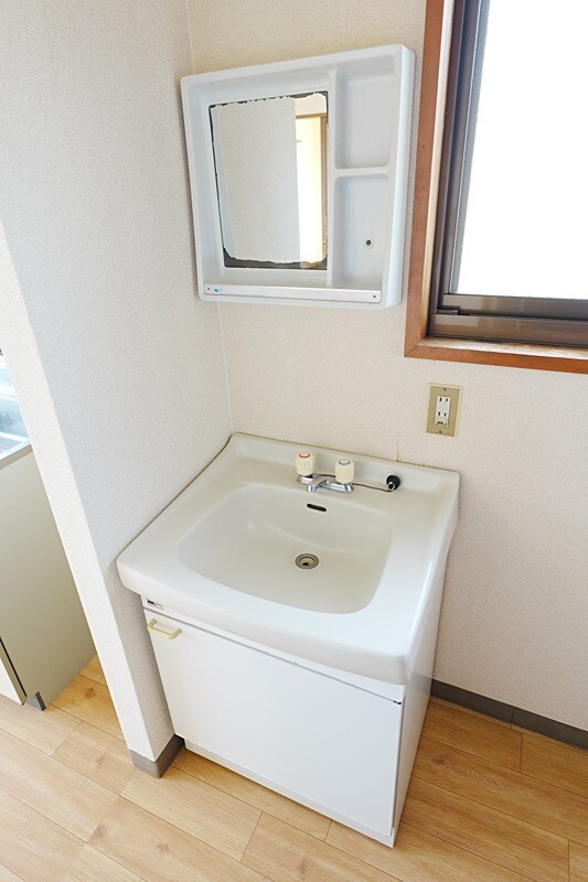  コーポアザレア