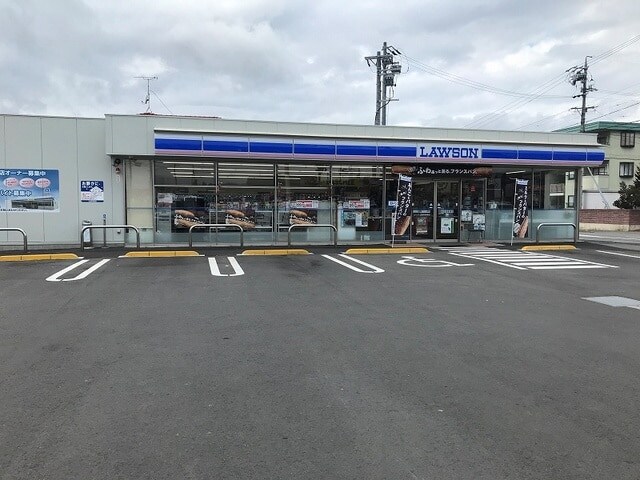 ﾛｰｿﾝ 上田芳田新町店(コンビニ)まで1157m コーポアザレア