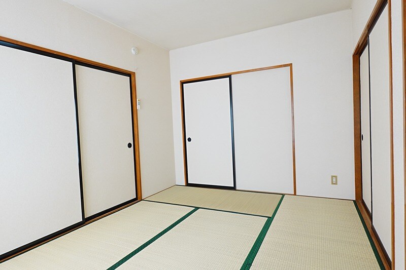  コーポアザレア