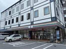 ｾﾌﾞﾝｲﾚﾌﾞﾝ 上田城大手門店(コンビニ)まで395m セントラルコーポ