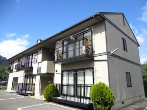 スタジアムハイツ