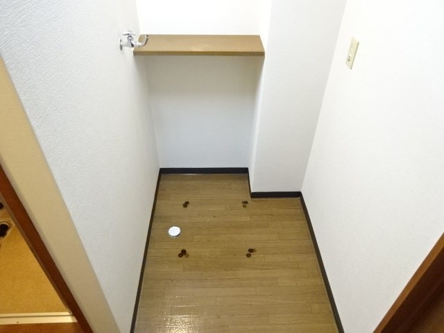 参考写真　洗濯機置き場 ラフォーレ・イケノ