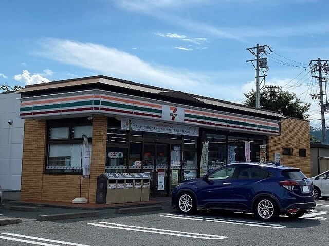 ｾﾌﾞﾝｲﾚﾌﾞﾝ 上田中之条店(コンビニ)まで254m グリーンハイツ山口