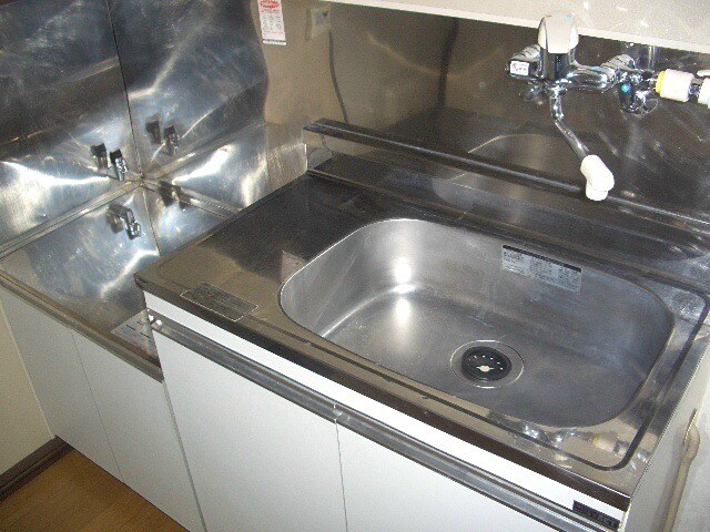 写真は201号室です。 パークハイツ上田ＢI棟