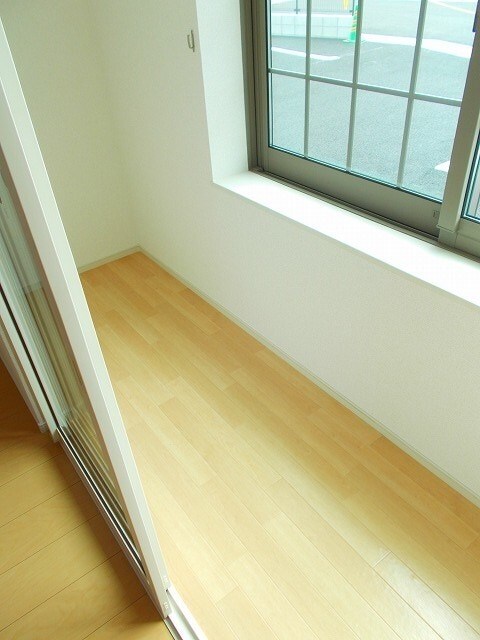  エレリーア