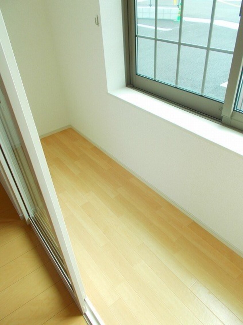  エレリーア