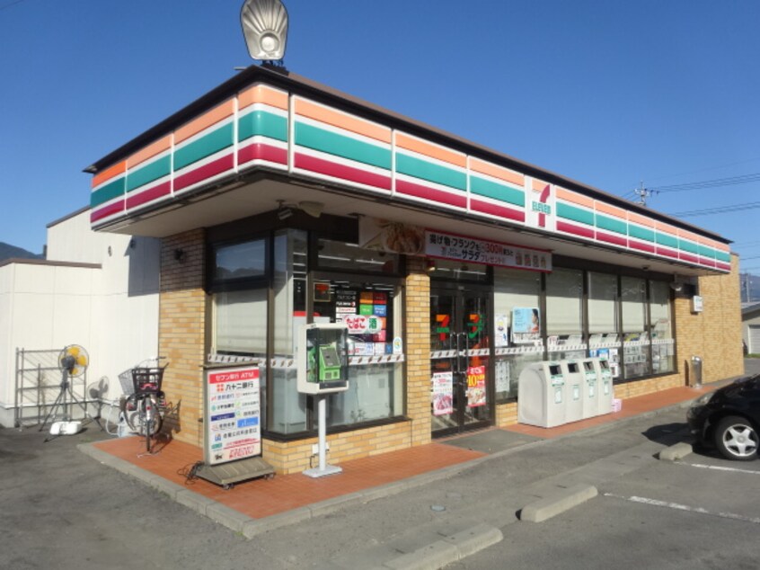 ｾﾌﾞﾝｲﾚﾌﾞﾝ 上田御所店(コンビニ)まで572m メゾン　リガシーII