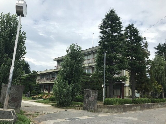 上田市立川辺小学校(小学校)まで1143m 上田電鉄別所線/寺下駅 徒歩10分 2階 築15年