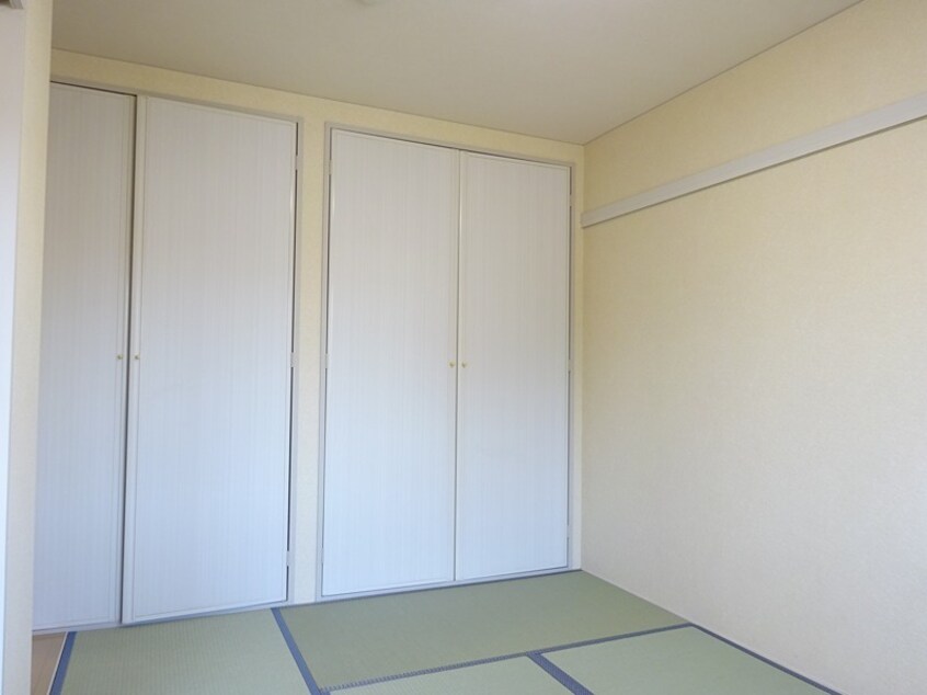  フレグランス伊勢原