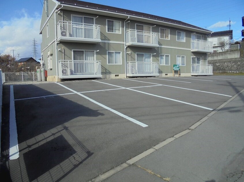  フレグランス伊勢原