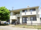 グランドアベニューＢ棟の外観