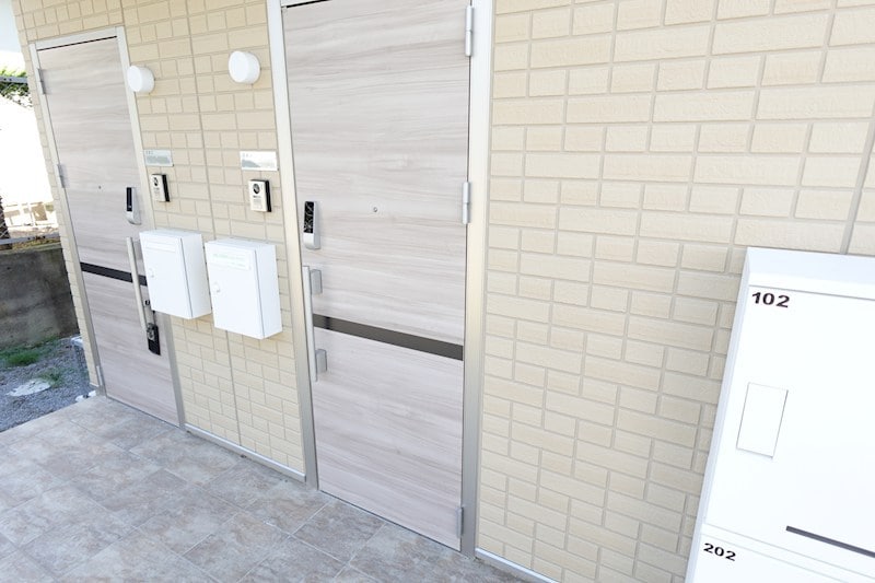  アルシャヴィン