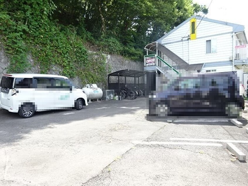  グリンイースト